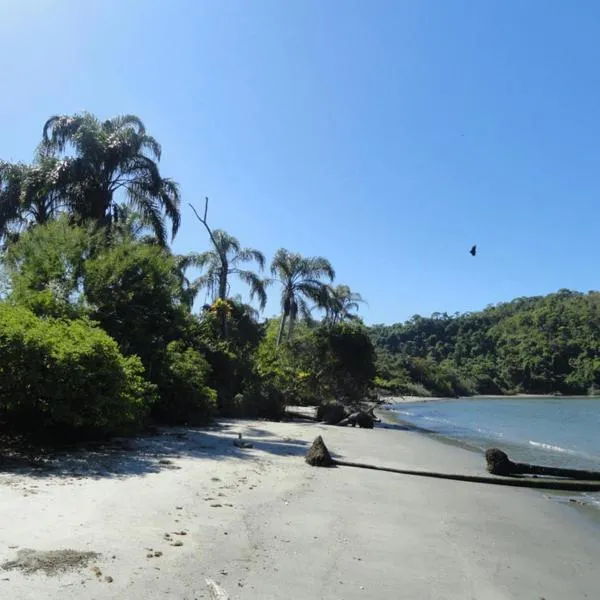 Casa simples Pereque açu - Ubatuba, hotel v destinaci Ubatuba