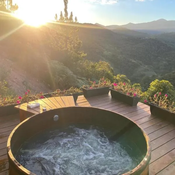 Pousada R.N.C. Nosso Paraíso, hotel v destinaci Teresópolis