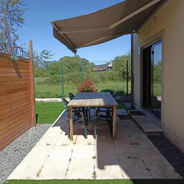 Mini Apartamento de 30 mts en Chaves, hotel em Chaves