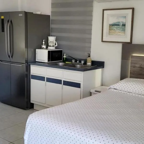 Playa Apartments, hotel in Coamo