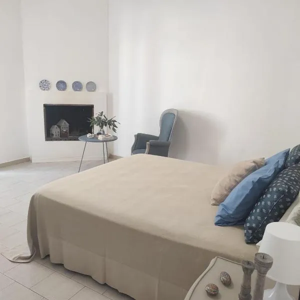SUITE HOME VIA ROMA, hotel v destinácii SantʼAntonio Abate