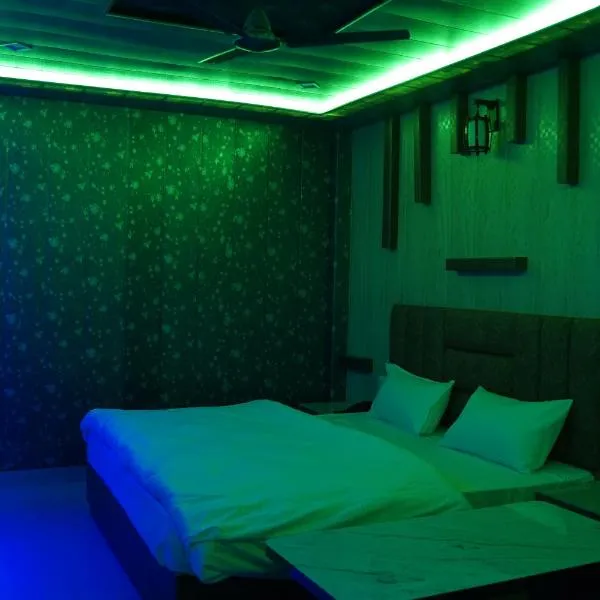 JB Hotel and Resort โรงแรมในLohaghāt