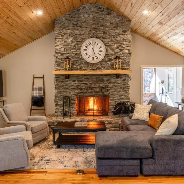 Hemlock Hideaway, hotel v destinaci Ellijay