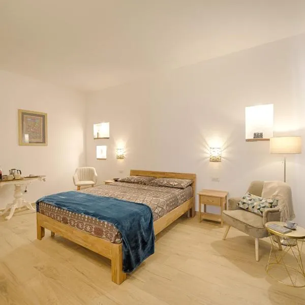 Cozy guest house Downtown, hotel v destinaci Olbia