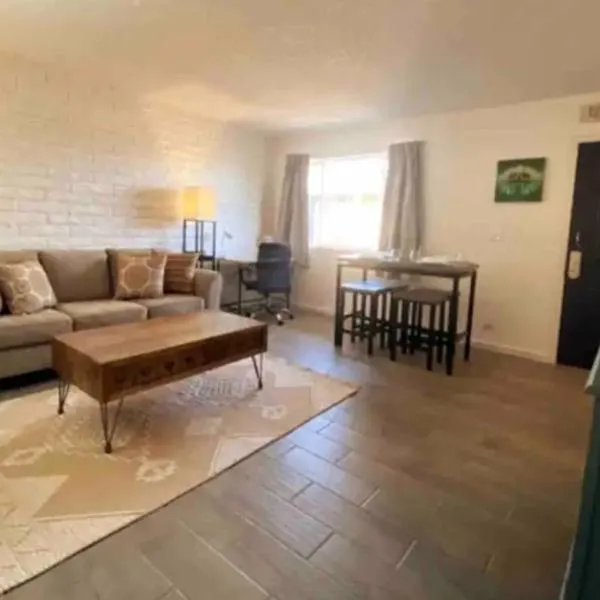 Lovely Condo By Westgate 2BR 1BA Oasis - King & AC โรงแรมในเกล็นเดล