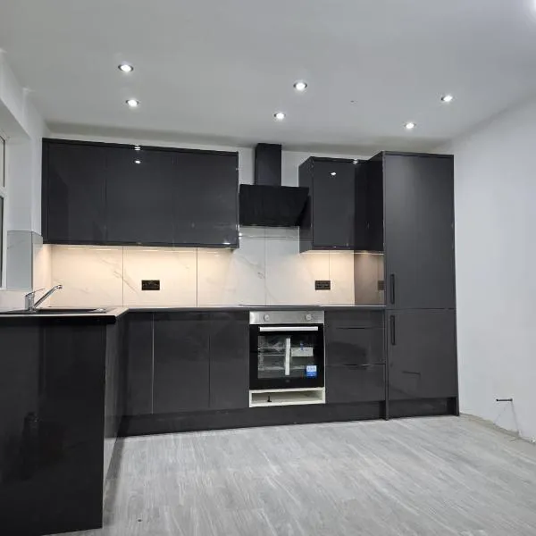 Beautiful maisonette, hotel v destinaci Leeds