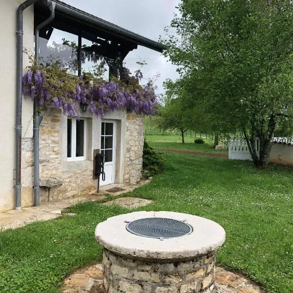 Gite de l'Ancheronne 12 couchages spa, hotel in Montfleur