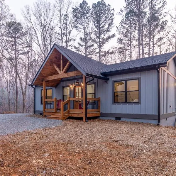 River View Getaway by 2DC, hotel v destinaci Ellijay