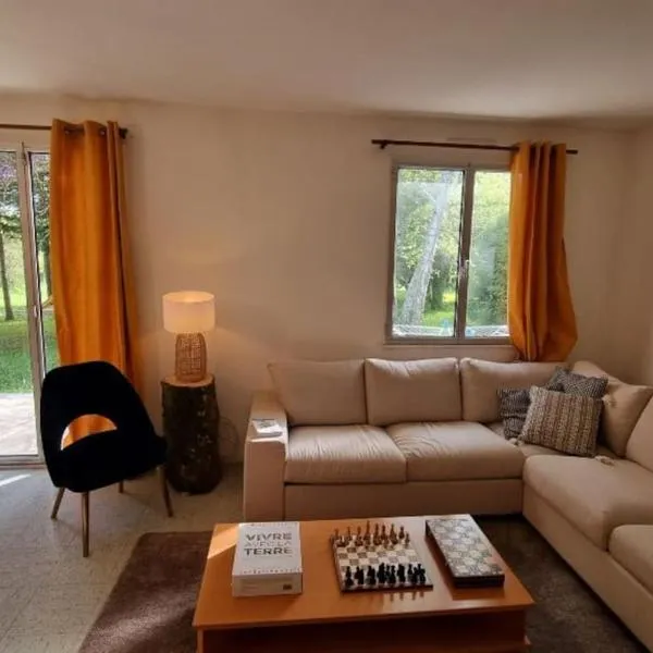 Pavillon des Écureuils au Château Royal de Benays, hotel em Benais