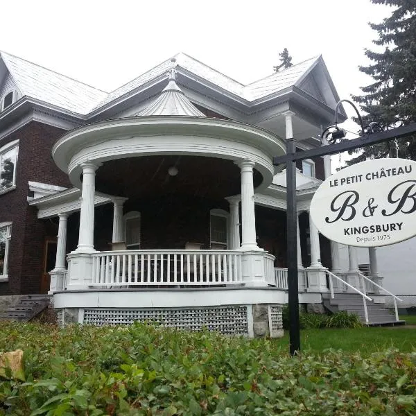 Le Petit Château Montebello B&B, hotel v destinaci Montebello