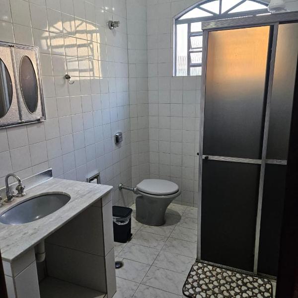 Casa Familiar espaçosa e confortável em Aparecida, com 3 quartos - Foto 3