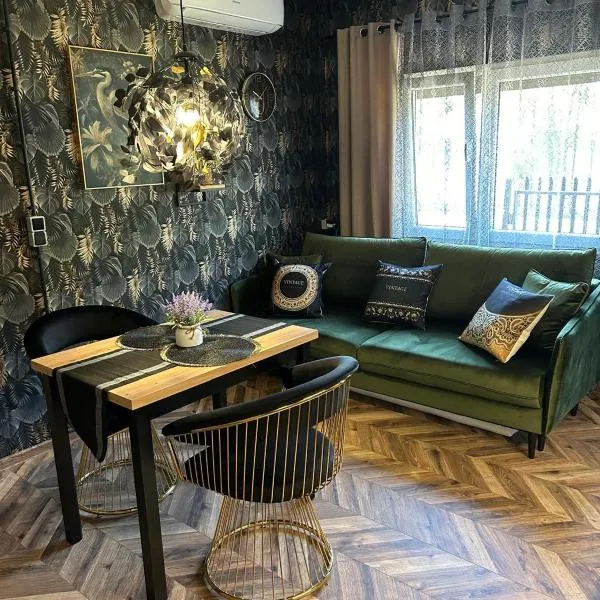 Apartament przy plaży Marlina, hotel v destinaci Niewiesze