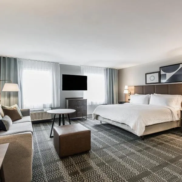 Staybridge Suites - Dawson Creek by IHG, hotel a Dawson Creek