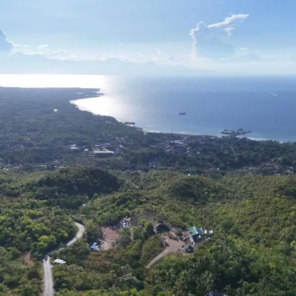 Thornton's Sea View Cafe & Guesthouse, hótel í Siquijor