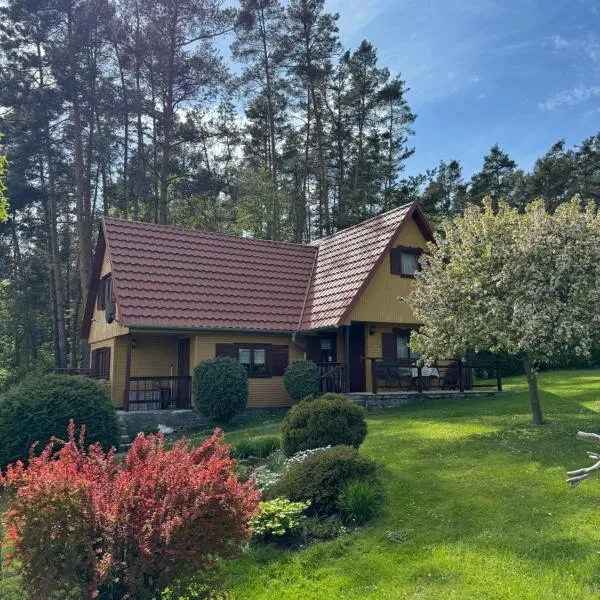 Chata u lesa, hotel in Přeštice