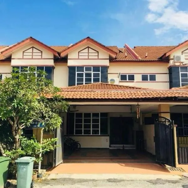 Casa Lily Residence IM8, hotel v destinaci Kampong Darat Mak Bar