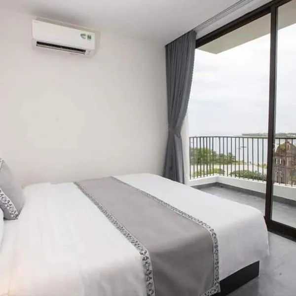 Clover Home Quảng Bình, ξενοδοχείο σε Ντονγκ Χόι