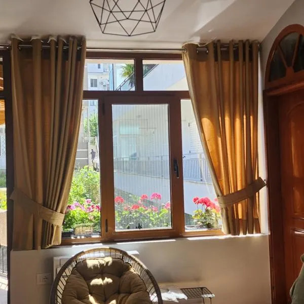 Dhami Apartment, hotel in Gjirokastër