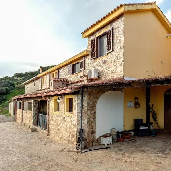 L'Aquila, hotel in Marina di Arbus