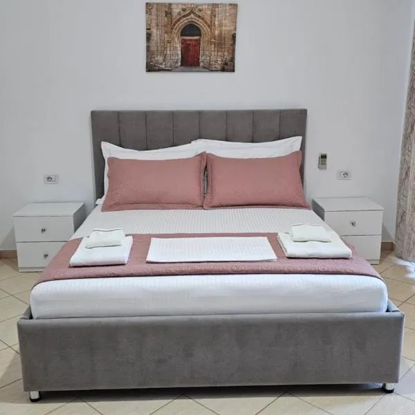 Vila Malo, hotel i Ksamil