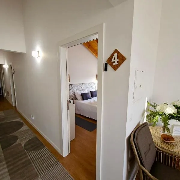 Casa do Chafariz - Rooms – hotel w mieście Silveiras