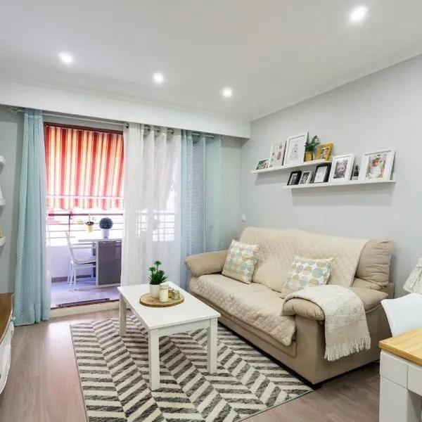 Precioso apartamento en Puerto, khách sạn ở Santa Pola