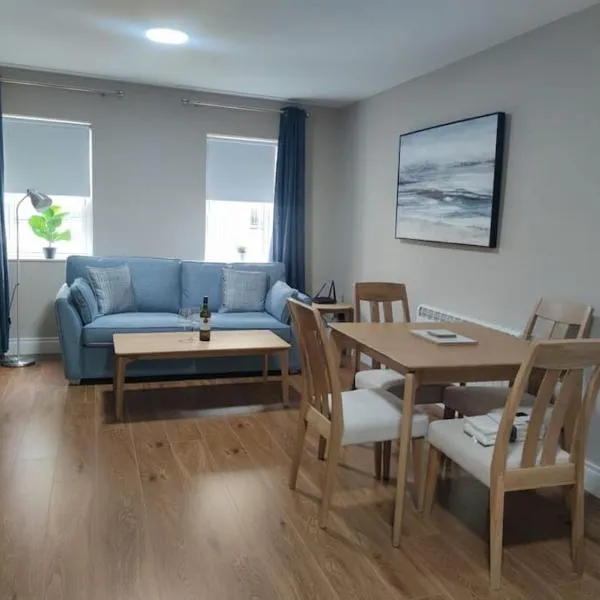 Blacklion prime location apartment, hotel en Kiltyclogher