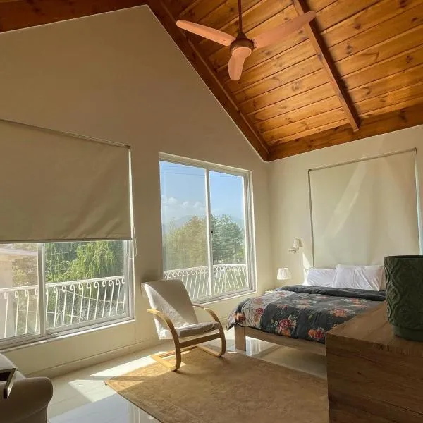 Swiss Cottage Bhurban, hotel en Bhurban