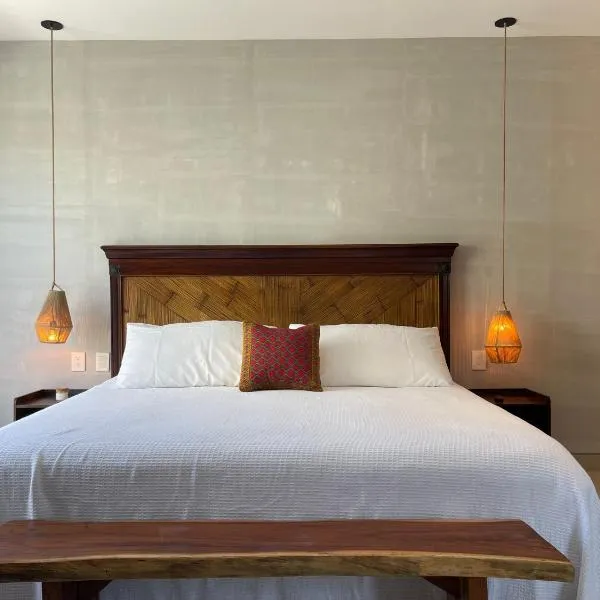 *CASA ALUXES- Guesthouse*, hotel in Cancún