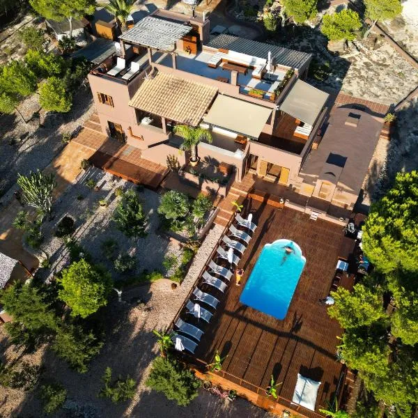 Villa Barbarosa, hotel di Es Arenals