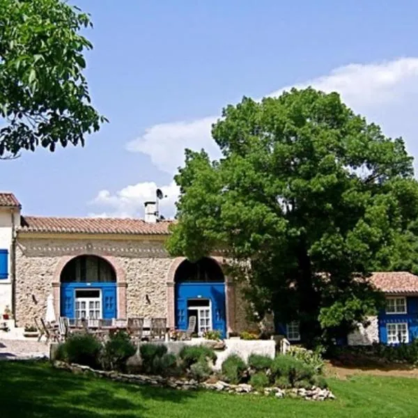 Le Clos Sainte Marie - Caune, hotel v destinaci Cenne-Monestiès