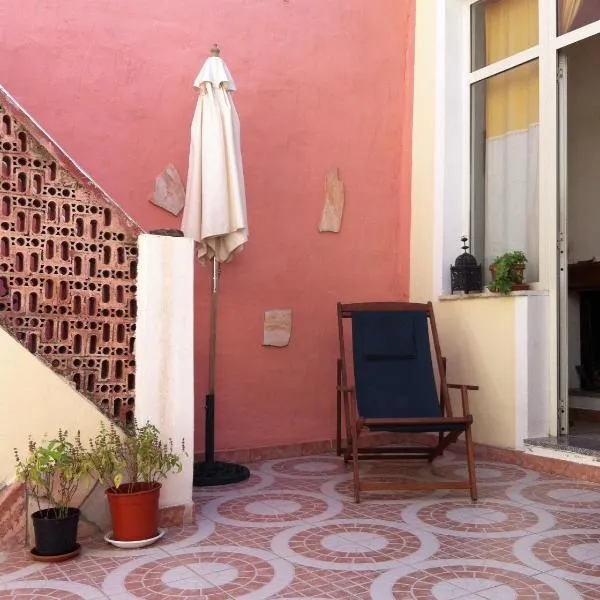 Traditional Sardinian house, hotel in San Vito