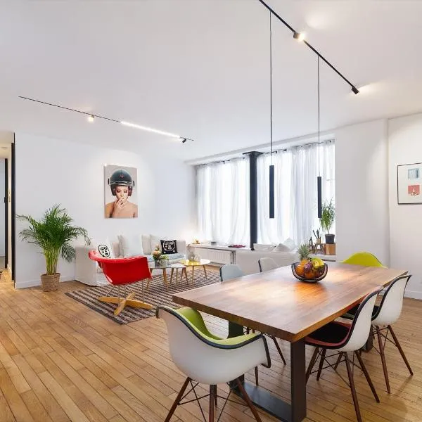 Luxueux LOFT 3BR au coeur du Marais, хотел в Париж
