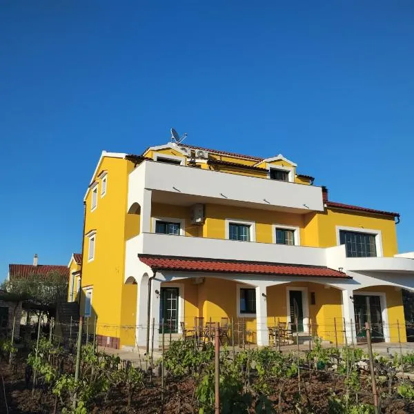 Krka Ivan, hotel v destinaci Lozovac