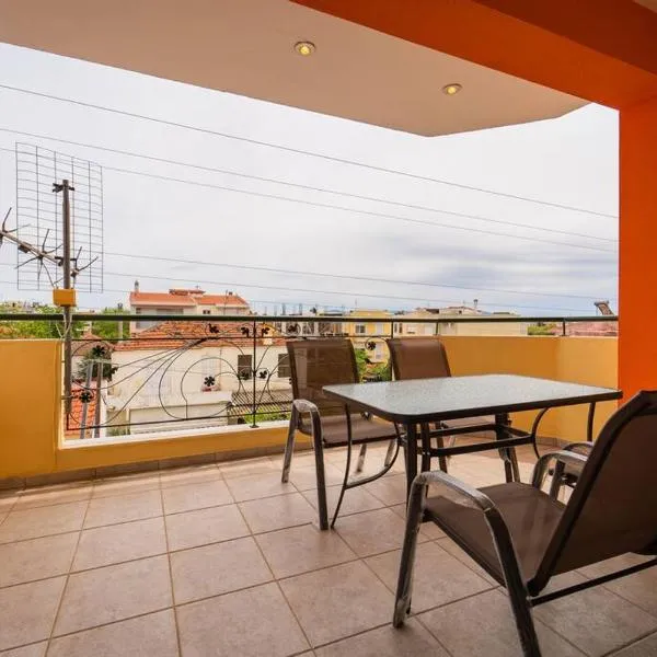 Cleri's Apartment, hotel i Néa Péramos