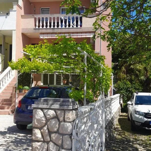 Apartman Tihana, hotel in Crikvenica