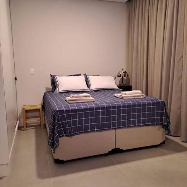Studio moderno e bem equipado próximo à praia - Foto 2