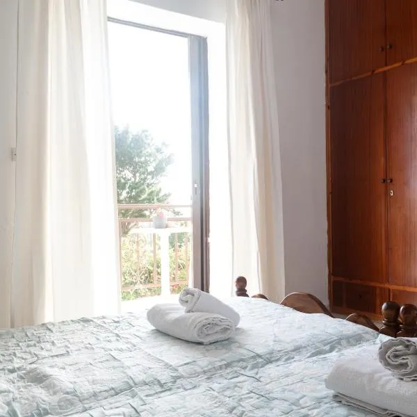 Frida`s Apartments, hotel v destinaci Agios Georgios