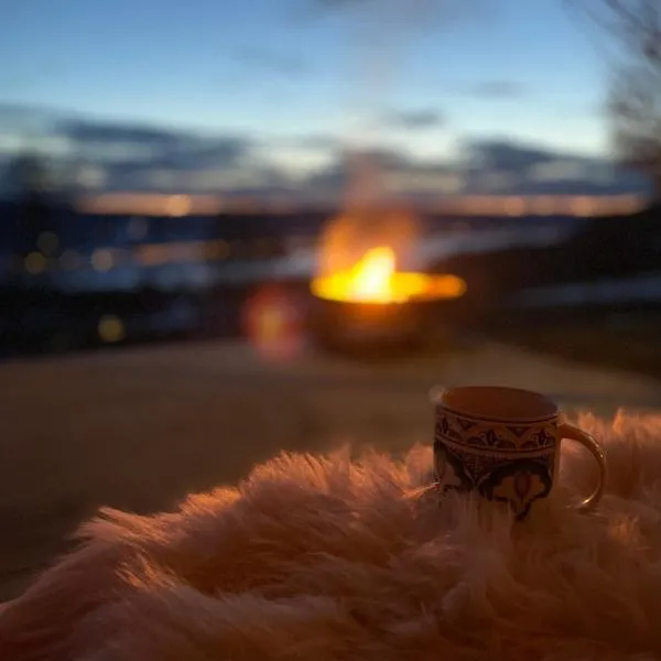 Landlig beliggenhet med flott utsikt over Mjøsa, hotel Ulven városában