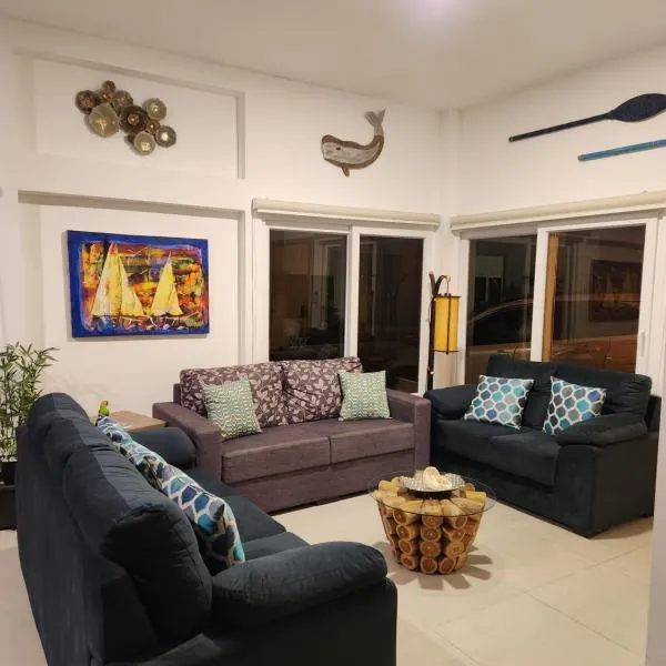 Villa Country Club Salinas, hotel v destinaci Salinas
