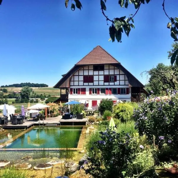 Mooshof Apartment, hotel v destinaci Münchenbuchsee