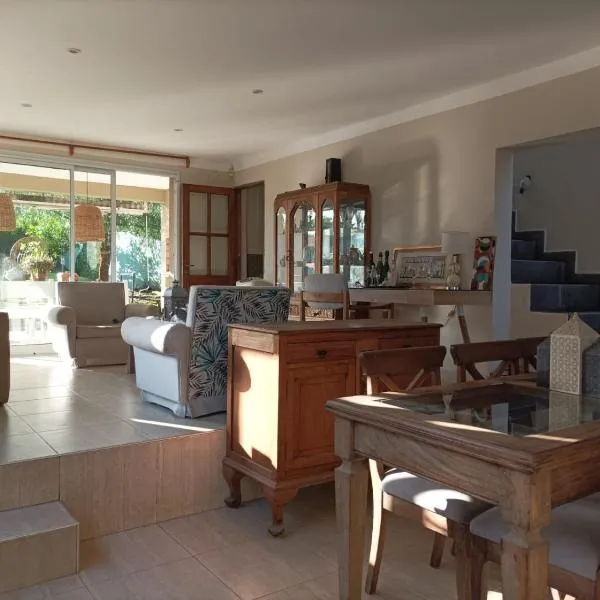 Dos Chanchitos, hotel in Tafí Viejo
