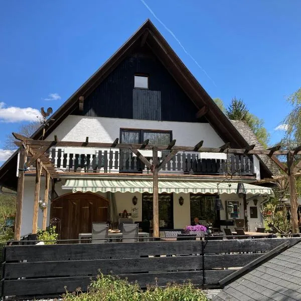 Gasthof Walhalja, Hotel in Schmallenberg