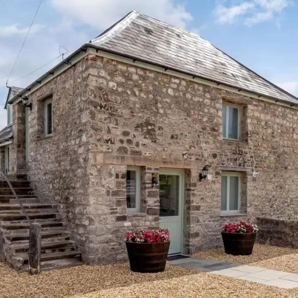 The Granary at Henrhiw Farm Cottages, hôtel à Usk