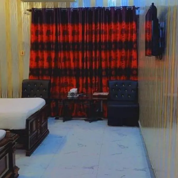 Glorious Guest House & Hotel, hotel in Multan