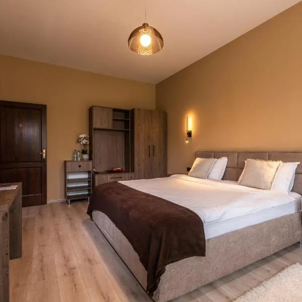 Villa Petra Residence - Private Parking & Village Life, хотел в Кристиан