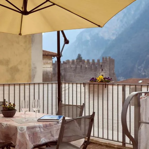 Appartamento Ania vista castello, hotell sihtkohas Tenno