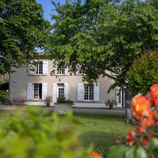 Le Jardin dans les vignes, hotel in Béguey