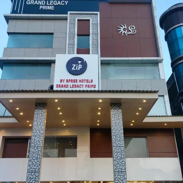 Zip By Spree Hotels Grand Legacy Prime, хотел в Jhājra