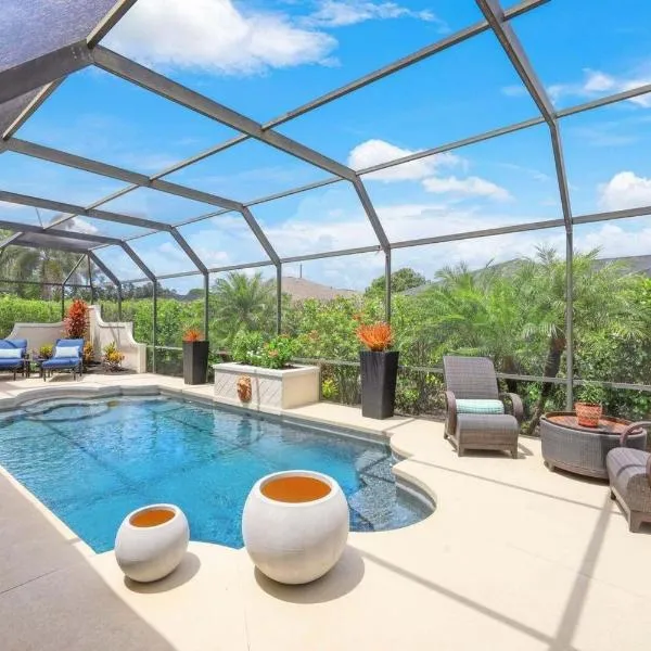 4BR Ritzy Marco Home l Lush Pool, hotel in Marco Island